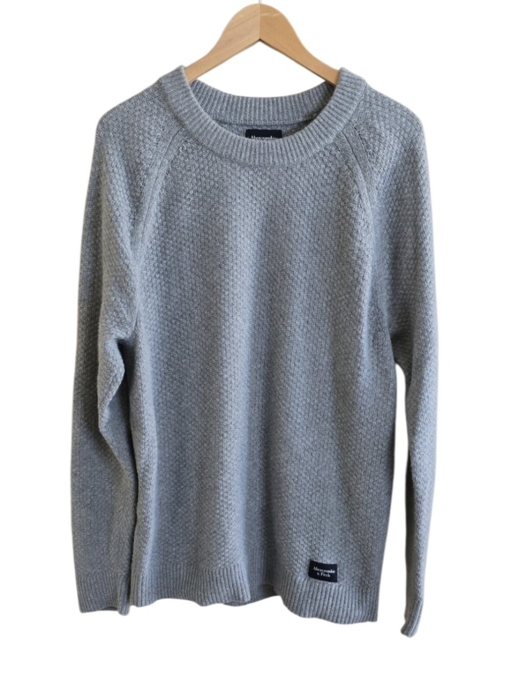 Abercrombie & Fitch Men's Light Gray Merino Wool Blend Crewneck Sweater. Size XL